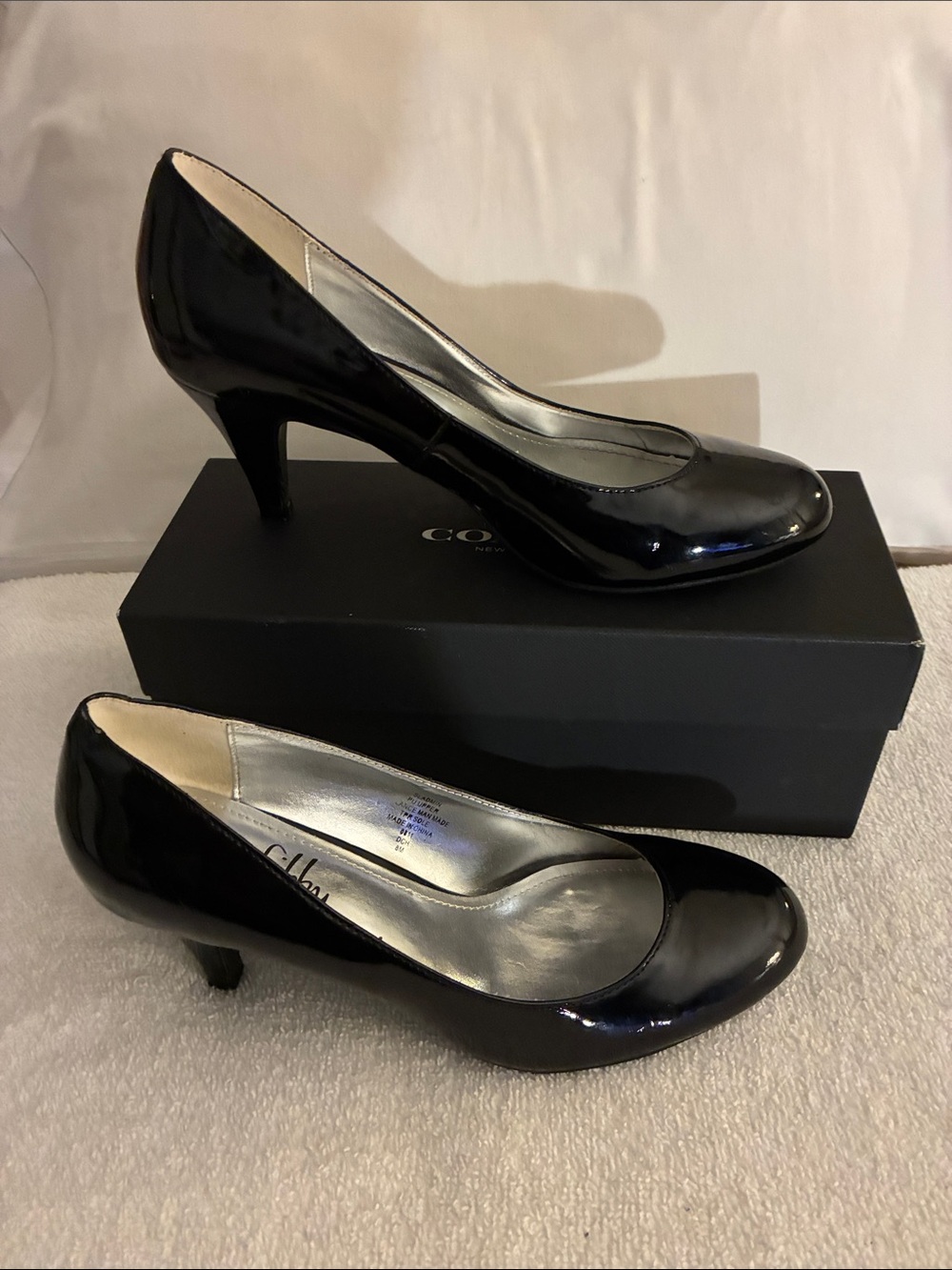 Sam & Libby Black Patent Round toe, Mid Heel Pumps classic dress shoe, work2play